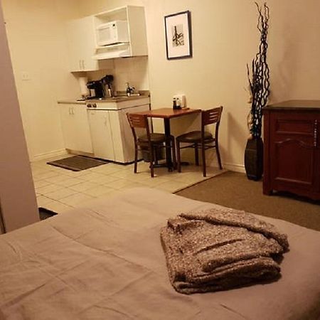 Cozy Little Studio #16 By Amazing Property Rentals Gatineau Esterno foto